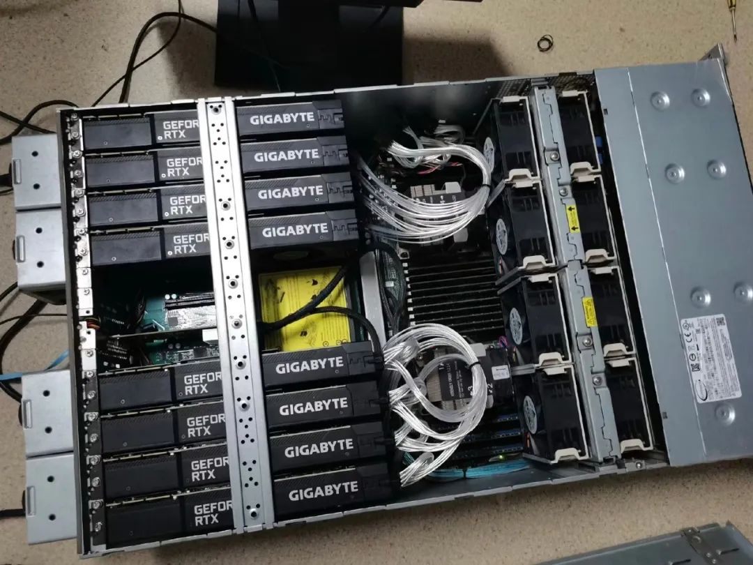 除了RTX 4090显卡，还有哪些硬件可以用于Aleo区块链的挖矿？
